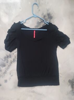 Black Short Sleeve Women's Tee with Subtle Puff Sleeve - Brand: